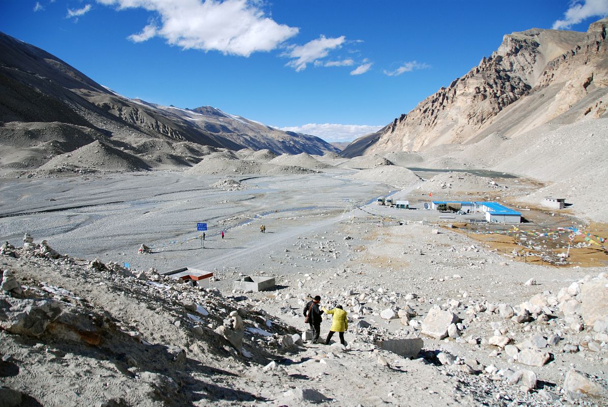 25 Hill Above Chinese Checkpoint Just Before Everest North Base Camp